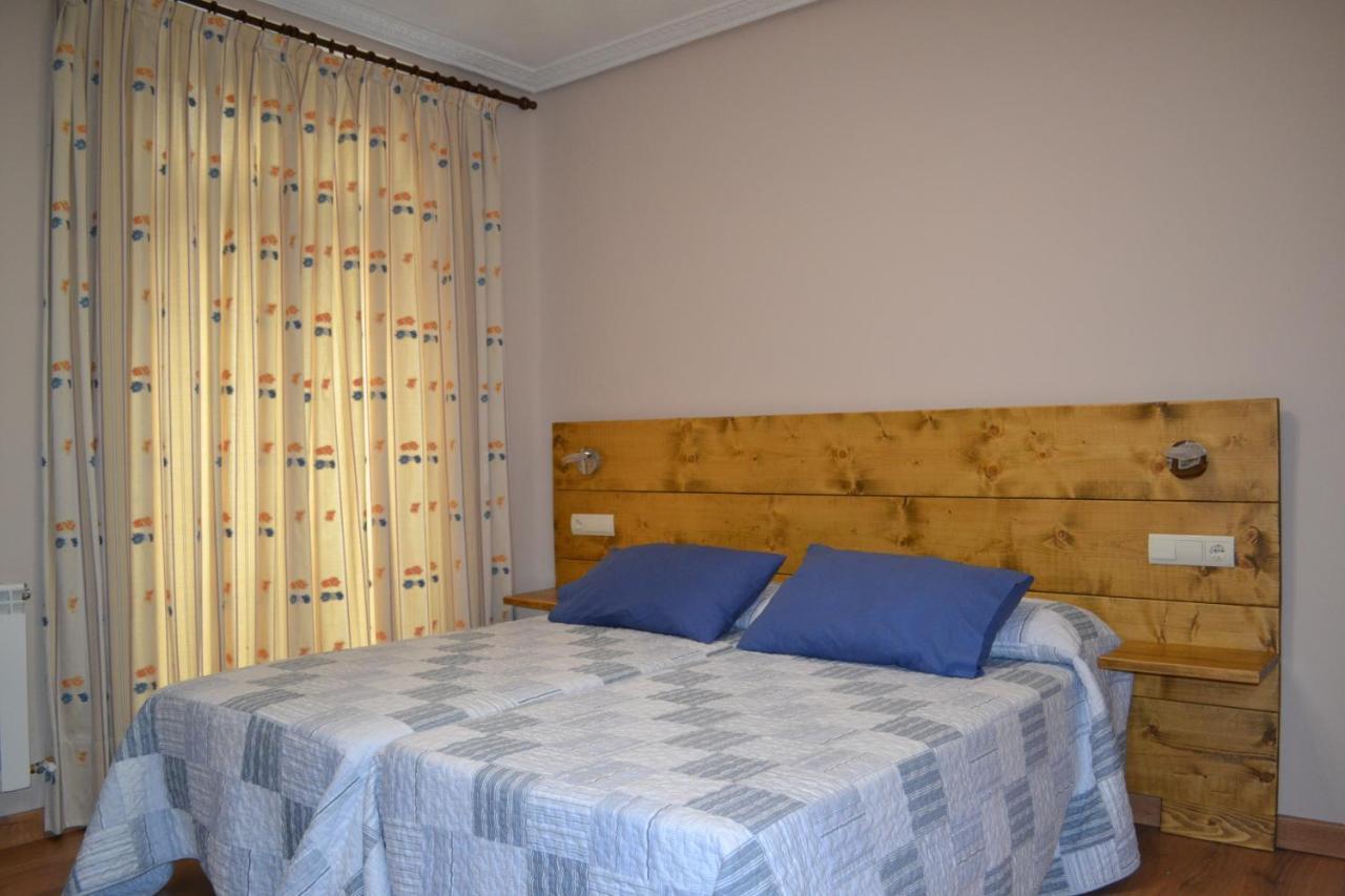 Hostal Aribel Longinos سيرسيديلا المظهر الخارجي الصورة